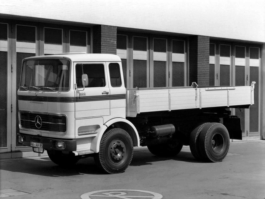  Mercedes-Benz LPK1620 Dreiseiten-Kipper 1965 года  (фото 2 из 2)